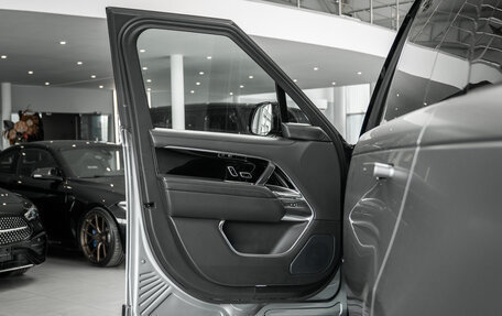Land Rover Range Rover IV рестайлинг, 2022 год, 14 500 000 рублей, 18 фотография