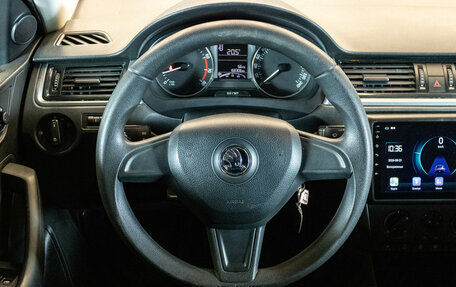 Skoda Rapid I, 2015 год, 900 000 рублей, 6 фотография