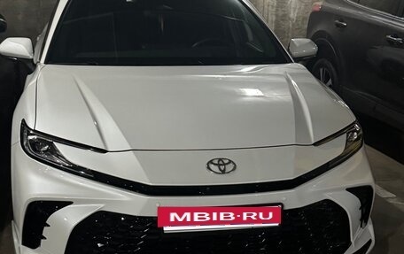 Toyota Camry, 2025 год, 4 100 000 рублей, 30 фотография