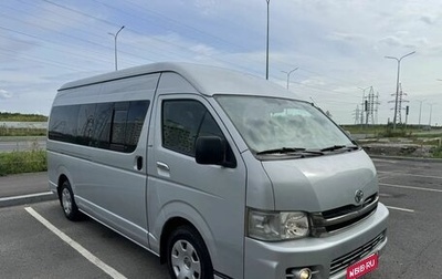 Toyota HiAce H200, 2010 год, 1 950 000 рублей, 1 фотография