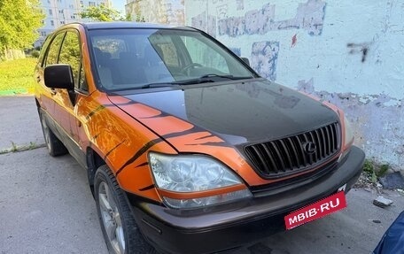 Lexus RX IV рестайлинг, 2000 год, 450 000 рублей, 1 фотография