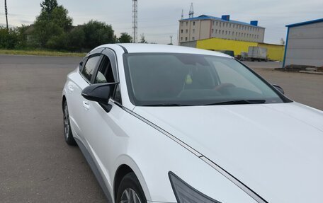 Hyundai Sonata VIII, 2021 год, 1 830 000 рублей, 3 фотография