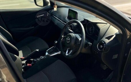 Mazda Demio IV, 2017 год, 950 000 рублей, 7 фотография