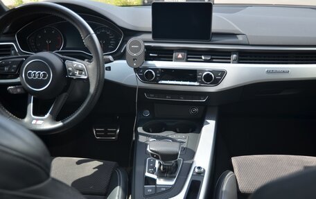 Audi A4, 2019 год, 3 850 000 рублей, 8 фотография