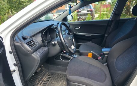 KIA Rio III рестайлинг, 2014 год, 1 000 000 рублей, 8 фотография