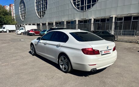 BMW 5 серия, 2016 год, 2 050 000 рублей, 3 фотография