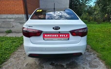 KIA Rio III рестайлинг, 2014 год, 1 000 000 рублей, 3 фотография
