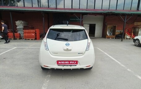 Nissan Leaf I, 2011 год, 700 000 рублей, 6 фотография