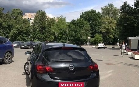 Opel Astra J, 2011 год, 650 000 рублей, 6 фотография