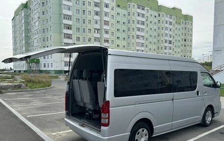 Toyota HiAce H200, 2010 год, 1 950 000 рублей, 9 фотография