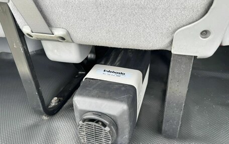 Toyota HiAce H200, 2010 год, 1 950 000 рублей, 17 фотография