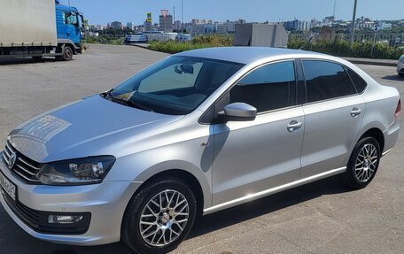 Volkswagen Polo VI (EU Market), 2017 год, 1 125 000 рублей, 2 фотография