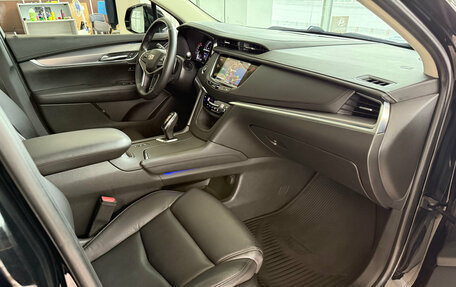 Cadillac XT5 I рестайлинг, 2016 год, 2 250 000 рублей, 9 фотография