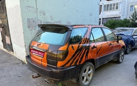 Lexus RX IV рестайлинг, 2000 год, 450 000 рублей, 3 фотография