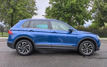 Volkswagen Tiguan II, 2018 год, 1 890 000 рублей, 5 фотография