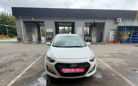 Hyundai i30 II рестайлинг, 2013 год, 1 050 000 рублей, 2 фотография