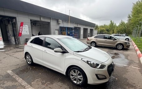 Hyundai i30 II рестайлинг, 2013 год, 1 050 000 рублей, 3 фотография
