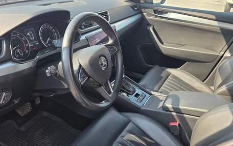 Skoda Superb III рестайлинг, 2019 год, 2 450 000 рублей, 8 фотография