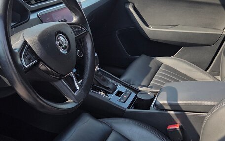 Skoda Superb III рестайлинг, 2019 год, 2 450 000 рублей, 13 фотография