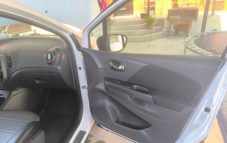 Renault Kaptur I рестайлинг, 2016 год, 1 350 000 рублей, 21 фотография