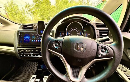 Honda Fit III, 2019 год, 1 549 000 рублей, 6 фотография