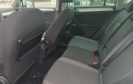 Volkswagen Tiguan II, 2017 год, 2 300 000 рублей, 8 фотография