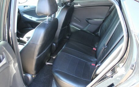 Hyundai Solaris II рестайлинг, 2013 год, 595 000 рублей, 15 фотография