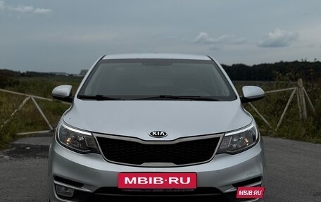 KIA Rio III рестайлинг, 2015 год, 750 000 рублей, 2 фотография