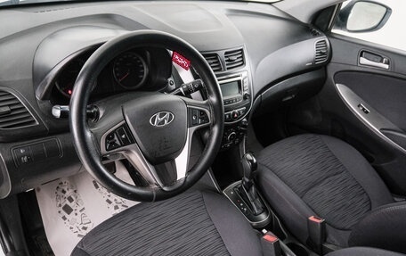 Hyundai Solaris II рестайлинг, 2015 год, 899 000 рублей, 9 фотография
