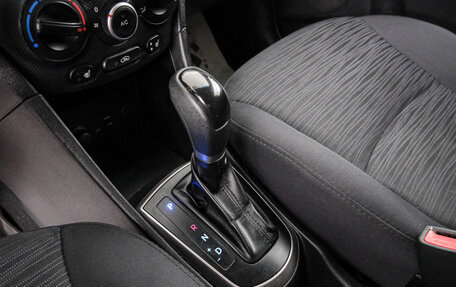 Hyundai Solaris II рестайлинг, 2015 год, 899 000 рублей, 18 фотография