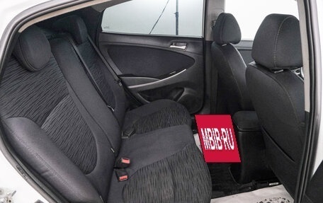 Hyundai Solaris II рестайлинг, 2015 год, 899 000 рублей, 22 фотография