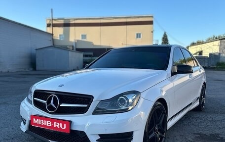 Mercedes-Benz C-Класс, 2013 год, 1 620 000 рублей, 1 фотография