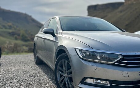 Volkswagen Passat B8 рестайлинг, 2017 год, 1 880 000 рублей, 1 фотография
