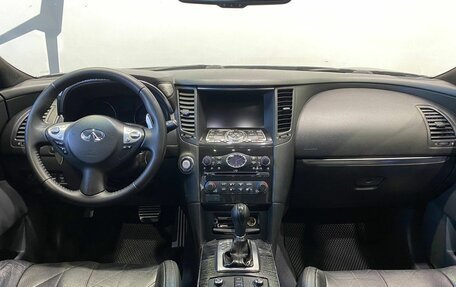 Infiniti FX II, 2011 год, 1 849 900 рублей, 20 фотография