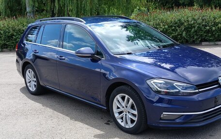 Volkswagen Golf VII, 2018 год, 1 450 000 рублей, 2 фотография