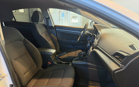 Hyundai Elantra VI рестайлинг, 2019 год, 1 500 000 рублей, 9 фотография