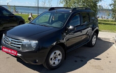 Renault Duster I рестайлинг, 2013 год, 850 000 рублей, 2 фотография