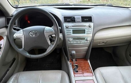 Toyota Camry, 2008 год, 1 250 000 рублей, 7 фотография