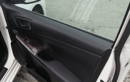 Toyota Camry, 2015 год, 2 300 000 рублей, 8 фотография