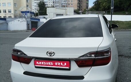 Toyota Camry, 2015 год, 2 300 000 рублей, 12 фотография