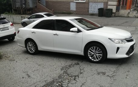 Toyota Camry, 2015 год, 2 300 000 рублей, 13 фотография