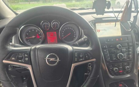 Opel Astra J, 2013 год, 620 000 рублей, 3 фотография