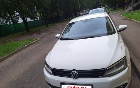 Volkswagen Jetta VI, 2012 год, 1 100 000 рублей, 2 фотография