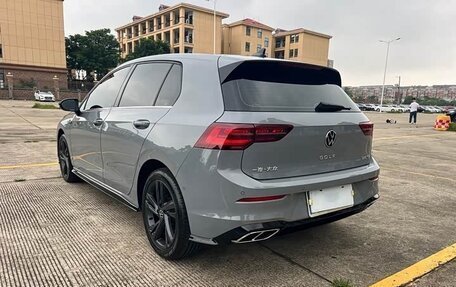 Volkswagen Golf VIII, 2023 год, 1 600 999 рублей, 12 фотография