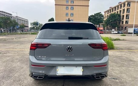 Volkswagen Golf VIII, 2023 год, 1 600 999 рублей, 13 фотография