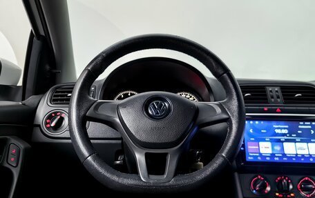 Volkswagen Polo VI (EU Market), 2019 год, 875 000 рублей, 13 фотография