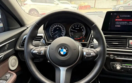 BMW 1 серия, 2023 год, 2 100 000 рублей, 7 фотография