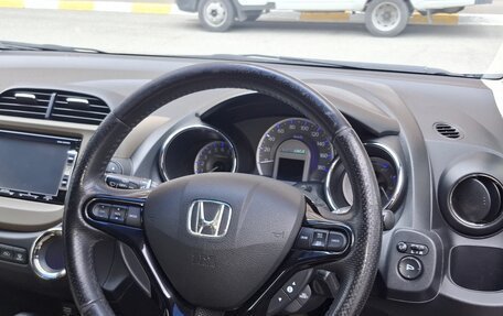 Honda Fit III, 2013 год, 800 000 рублей, 6 фотография