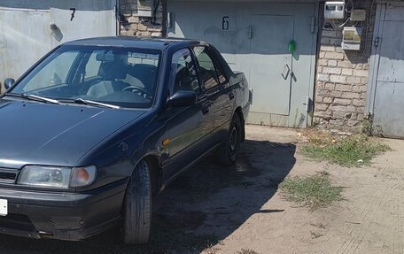 Nissan Sunny N14, 1992 год, 80 000 рублей, 2 фотография