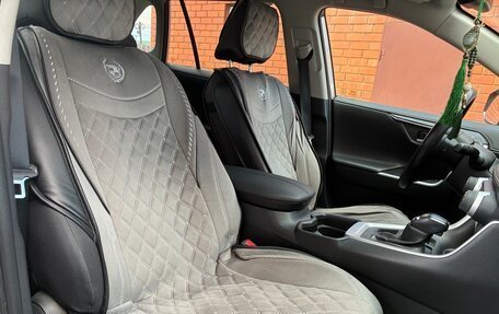 Toyota RAV4, 2021 год, 3 500 000 рублей, 8 фотография